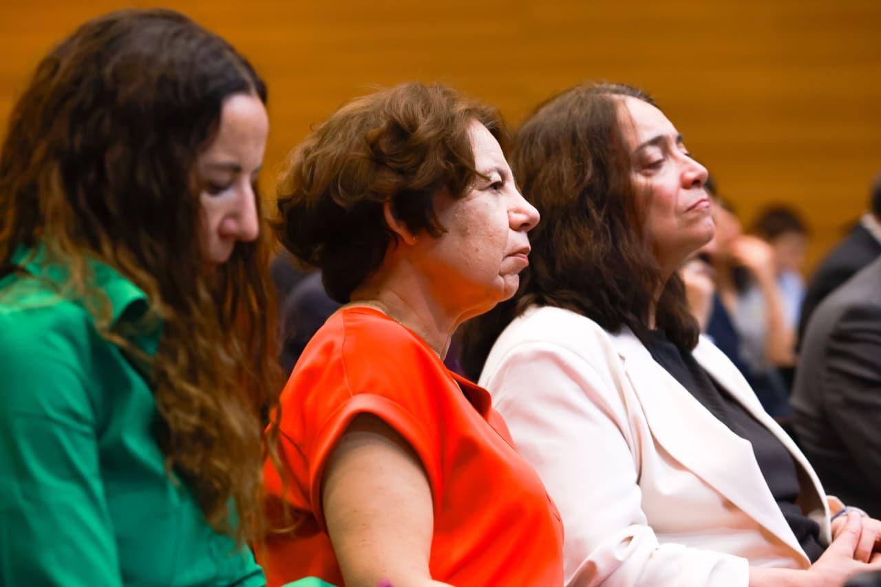 WhatsApp Image 2025-11-14 at 17.24.49 (4)